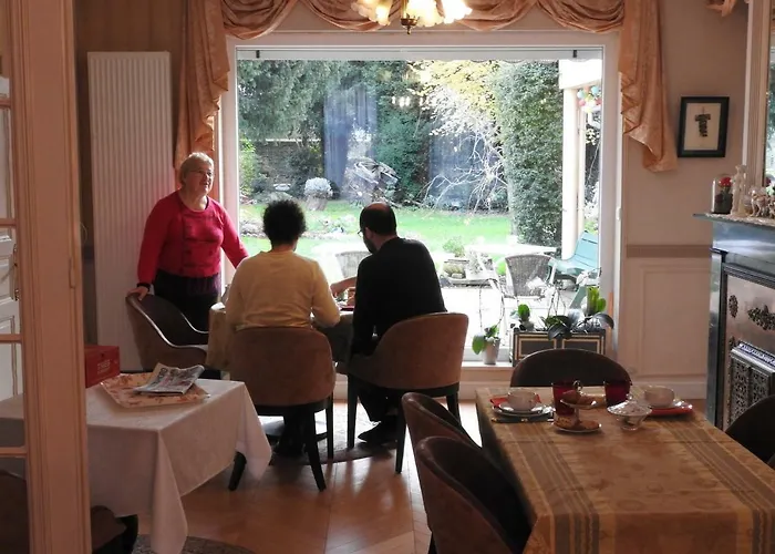 Blanc Marine Гостевой дом Бурбур